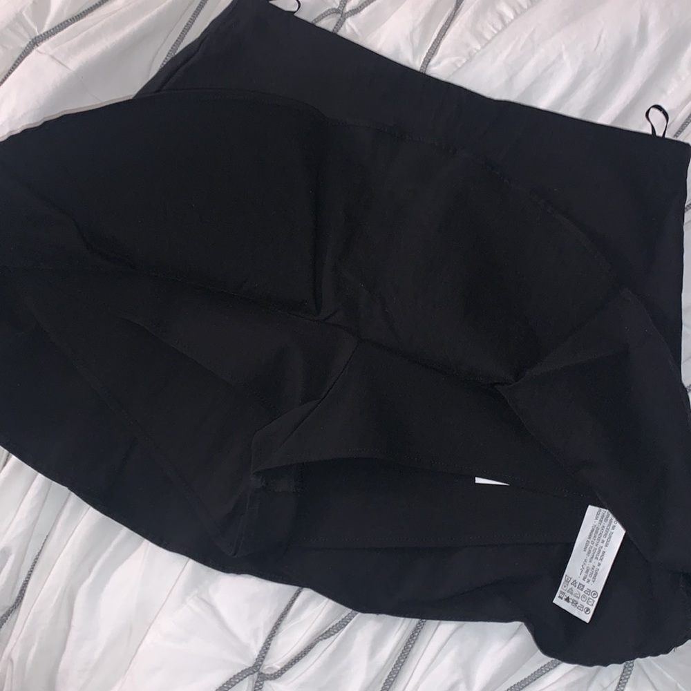 Zara ruffle mini skirt - Picture 3 of 5